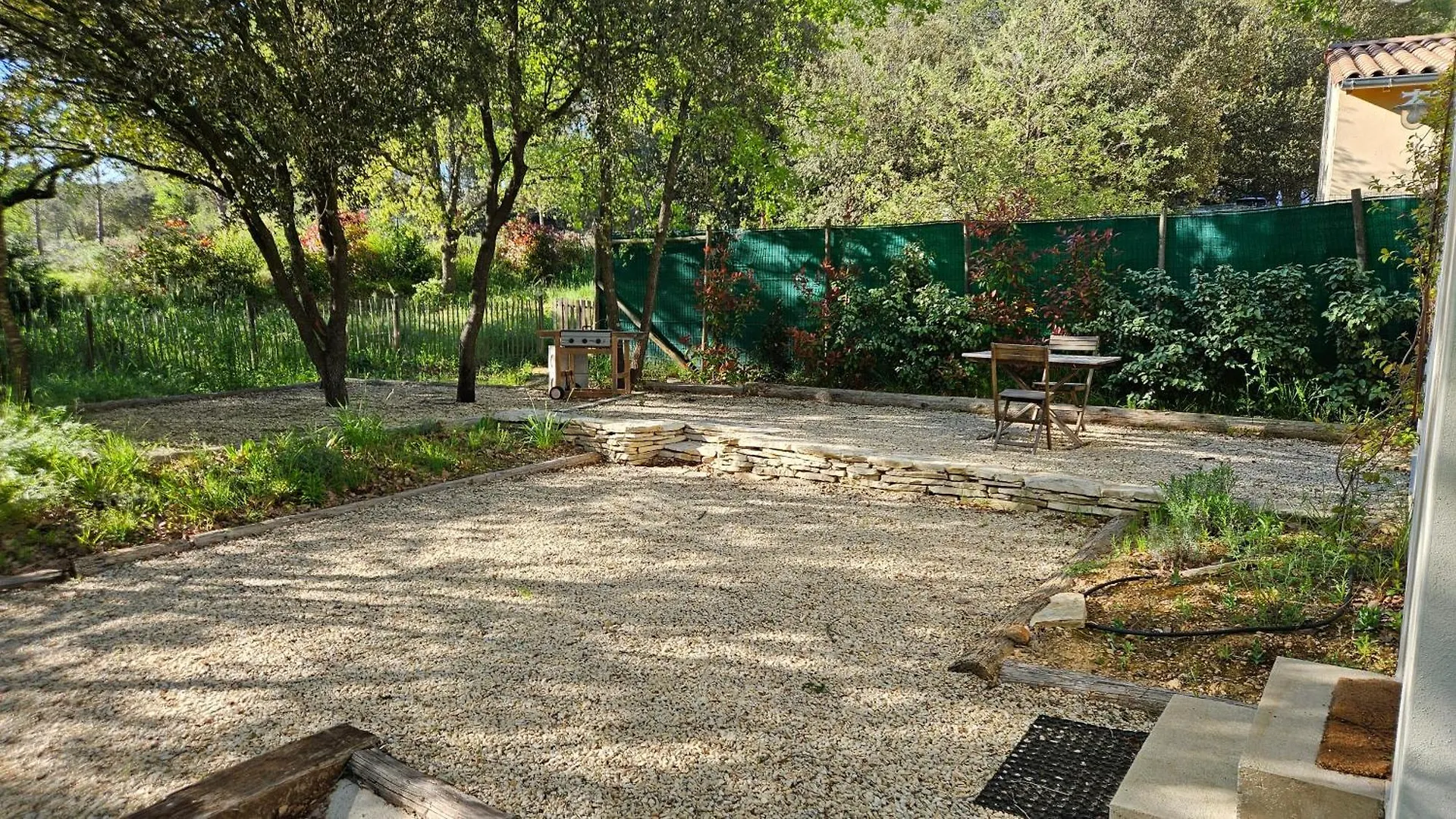 Au Coeur Du Luberon Apartment Cadenet
